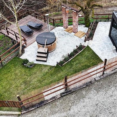 مبيت وإفطار Cinzano La Casa In Collina المظهر الخارجي الصورة