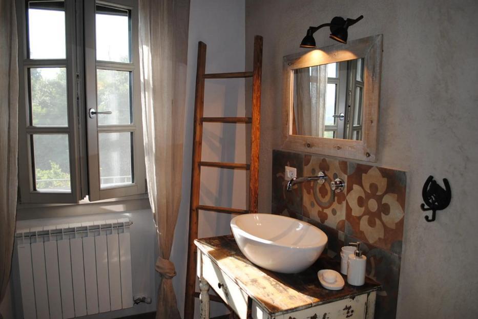 مبيت وإفطار Cinzano La Casa In Collina المظهر الخارجي الصورة